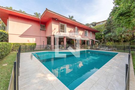 Casa à venda com 5 quartos, 660m² em Fazenda Morumbi, São Paulo