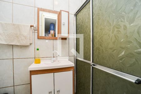 Banheiro de apartamento para alugar com 1 quarto, 58m² em Jardim Dona Leopoldina, Porto Alegre