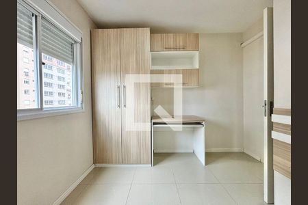 Quarto de apartamento para alugar com 2 quartos, 57m² em Fátima, Canoas