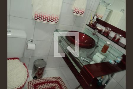 Banheiro de apartamento para alugar com 2 quartos, 57m² em Fátima, Canoas