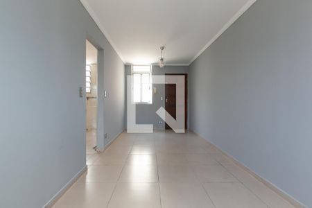 Sala de apartamento à venda com 2 quartos, 56m² em Conjunto Residencial José Bonifácio, São Paulo