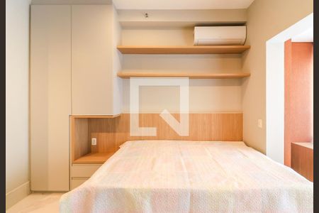 Sala/Quarto de kitnet/studio para alugar com 1 quarto, 27m² em Santo Amaro, São Paulo