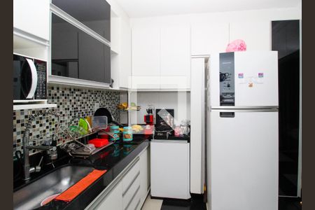 Cozinha de casa à venda com 2 quartos, 182m² em Boa Vista, Belo Horizonte