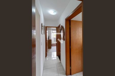 Corredor de apartamento à venda com 3 quartos, 214m² em João Pinheiro, Belo Horizonte