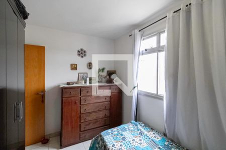 Quarto 1 de apartamento à venda com 3 quartos, 214m² em João Pinheiro, Belo Horizonte