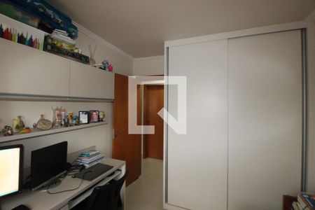 Quarto 1 de apartamento para alugar com 3 quartos, 90m² em Carlos Prates, Belo Horizonte