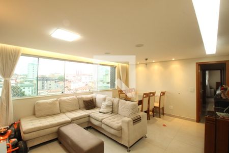 Sala de apartamento para alugar com 3 quartos, 90m² em Carlos Prates, Belo Horizonte