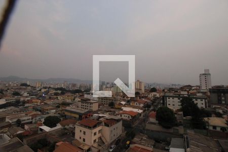 Vista de apartamento à venda com 3 quartos, 90m² em Carlos Prates, Belo Horizonte