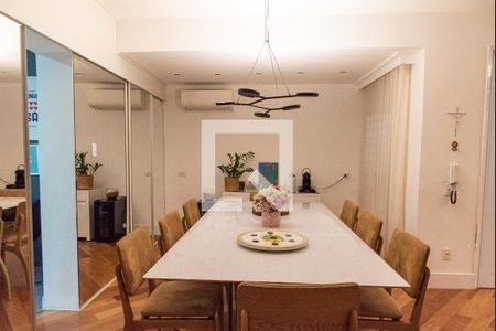 Sala de casa à venda com 3 quartos, 200m² em Vila Monumento, São Paulo