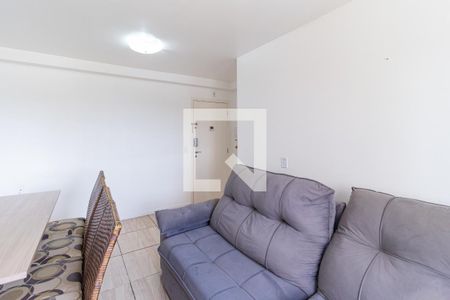 Sala de apartamento para alugar com 2 quartos, 45m² em Vila da Oportunidade, Carapicuíba