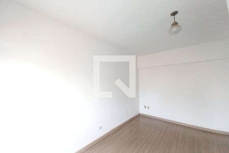 Sala/Quarto de apartamento para alugar com 1 quarto, 43m² em Centro, Campinas