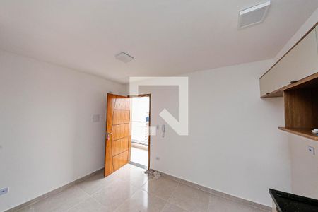 Sala/Cozinha de apartamento à venda com 1 quarto, 27m² em Vila Darli, São Paulo