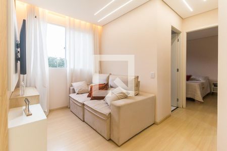 Sala de apartamento para alugar com 2 quartos, 43m² em Vila Perracini, Poá