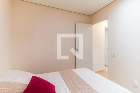 Quarto 1 de apartamento para alugar com 2 quartos, 43m² em Vila Perracini, Poá