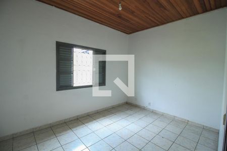 Quarto 2 de casa para alugar com 2 quartos, 65m² em Vila Bertioga, São Paulo