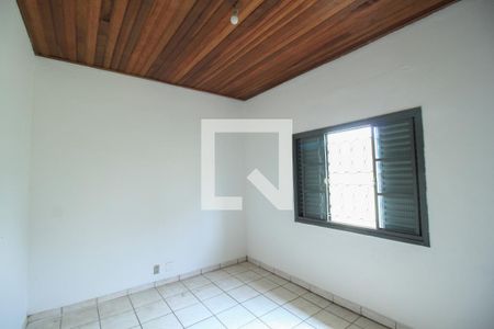 Quarto 1 de casa para alugar com 2 quartos, 65m² em Vila Bertioga, São Paulo