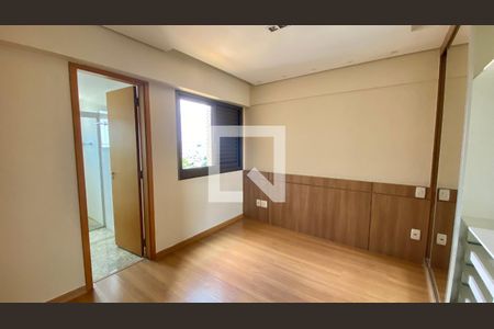 Suíte de apartamento para alugar com 3 quartos, 117m² em Barro Preto, Belo Horizonte