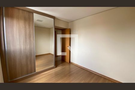 Quarto 1 de apartamento para alugar com 3 quartos, 117m² em Barro Preto, Belo Horizonte