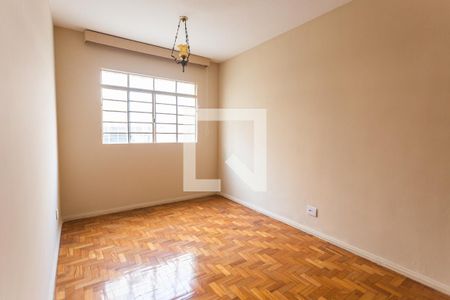 Sala de apartamento para alugar com 3 quartos, 100m² em Santo Antônio, Belo Horizonte