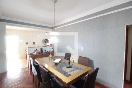 Sala de Jantar de casa para alugar com 4 quartos, 200m² em Santa Mônica, Uberlândia