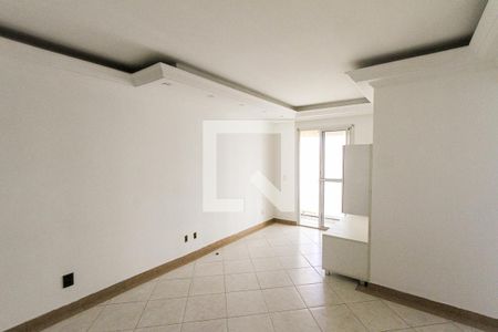 Sala de apartamento para alugar com 3 quartos, 63m² em Vila Antonieta, São Paulo