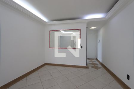 Sala de apartamento à venda com 3 quartos, 63m² em Vila Antonieta, São Paulo