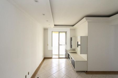 Sala de apartamento para alugar com 3 quartos, 63m² em Vila Antonieta, São Paulo