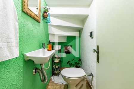 Lavabo de casa à venda com 3 quartos, 180m² em Jardim Cláudia, São Paulo