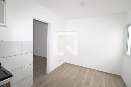 Apartamento para alugar com 1 quarto, 28m² em Jardim Miriam, São Paulo