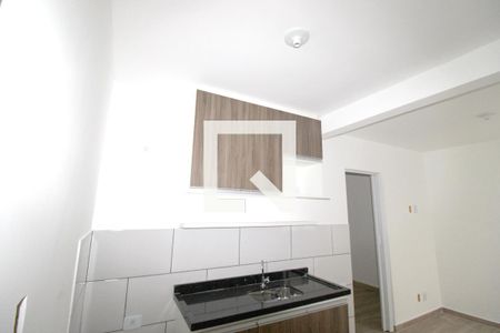 Apartamento para alugar com 1 quarto, 28m² em Jardim Miriam, São Paulo