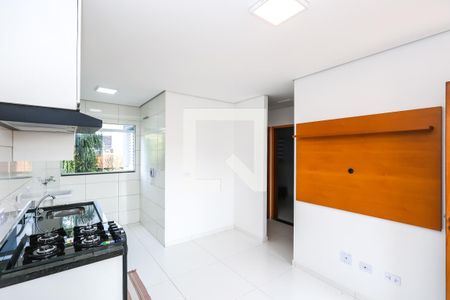 Sala e Cozinha de apartamento para alugar com 2 quartos, 38m² em Vila Vera, São Paulo