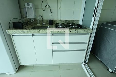 Cozinha  de apartamento para alugar com 1 quarto, 44m² em Setor Bueno, Goiânia