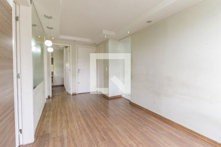 Sala de apartamento à venda com 3 quartos, 57m² em Itaquera, São Paulo