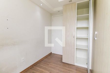 Quarto 2 de apartamento à venda com 3 quartos, 57m² em Itaquera, São Paulo