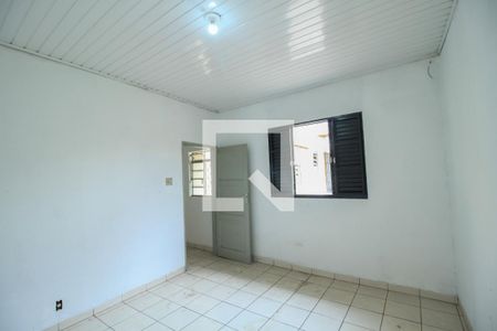 Quarto 1 de casa para alugar com 1 quarto, 35m² em Vila Bertioga, São Paulo