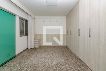 Suíte de apartamento para alugar com 4 quartos, 160m² em Buritis, Belo Horizonte