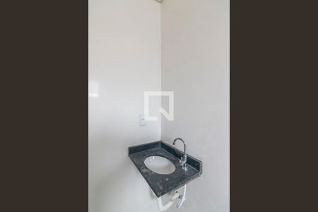 Banheiro da Suite de apartamento à venda com 2 quartos, 59m² em Parque Oratório, Santo André