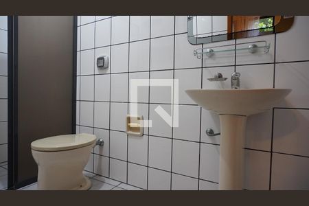 Banheiro da Suíte de apartamento para alugar com 2 quartos, 84m² em Trindade, Florianópolis