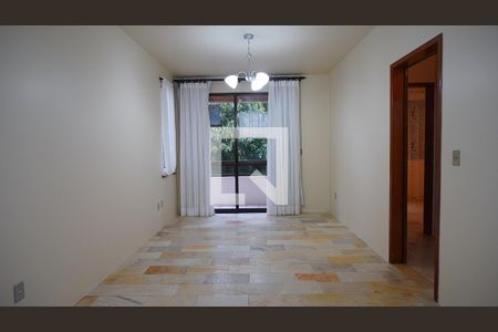 Sala de apartamento para alugar com 2 quartos, 84m² em Trindade, Florianópolis