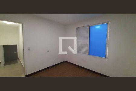 Quarto 1 de casa para alugar com 2 quartos, 55m² em Vila Osasco, Osasco