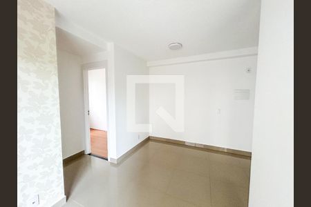 Sala de apartamento para alugar com 2 quartos, 38m² em Usina Piratininga, São Paulo