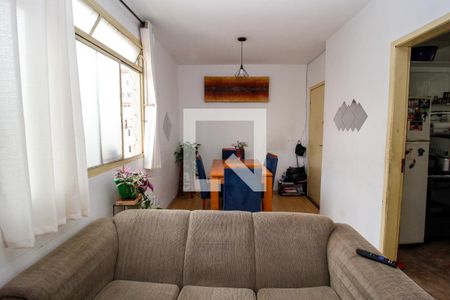 Sala  de apartamento à venda com 2 quartos, 68m² em Sagrada Família, Belo Horizonte