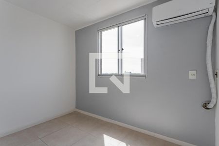 Quarto 2 de apartamento para alugar com 2 quartos, 43m² em Sarandi, Porto Alegre