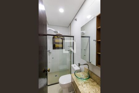 Banheiro de casa para alugar com 3 quartos, 230m² em Vila Camilópolis, Santo André