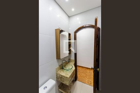 Banheiro de casa para alugar com 3 quartos, 230m² em Vila Camilópolis, Santo André