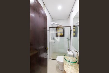 Banheiro de casa para alugar com 3 quartos, 230m² em Vila Camilópolis, Santo André