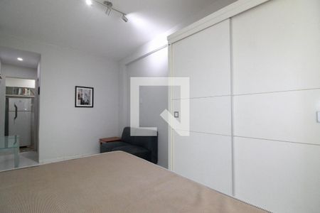 Sala/Quarto de kitnet/studio para alugar com 1 quarto, 30m² em Copacabana, Rio de Janeiro