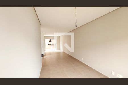 Sala de casa de condomínio à venda com 3 quartos, 145m² em Loteamento Villaggio Di San Francisco, Jundiaí