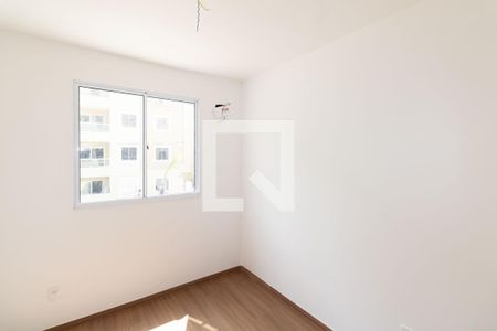 Quarto 1 de apartamento para alugar com 2 quartos, 40m² em Inhoaíba, Rio de Janeiro