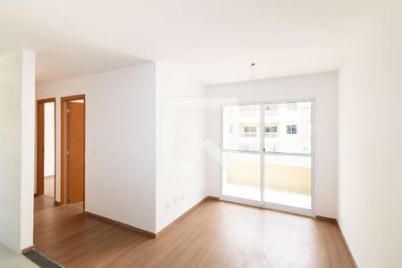 Sala de apartamento para alugar com 2 quartos, 40m² em Inhoaíba, Rio de Janeiro